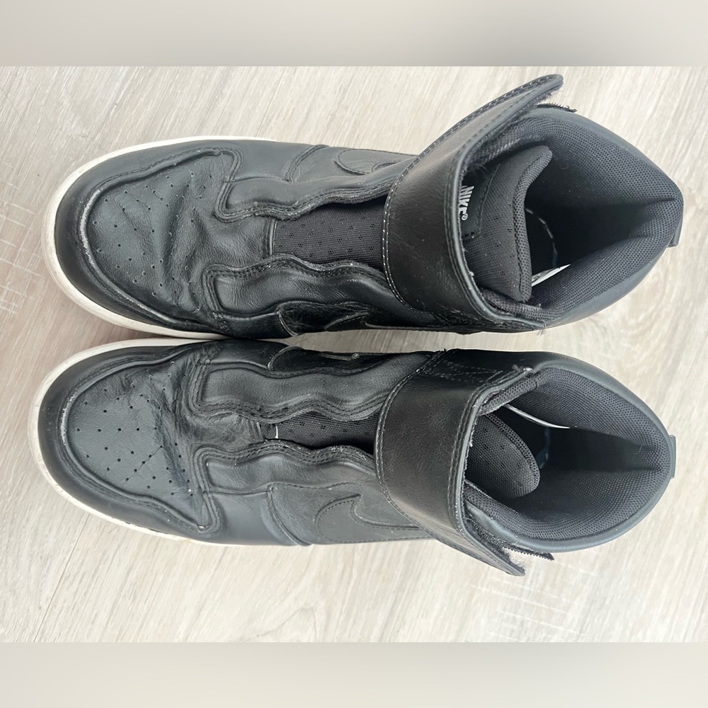 Nike high top forces